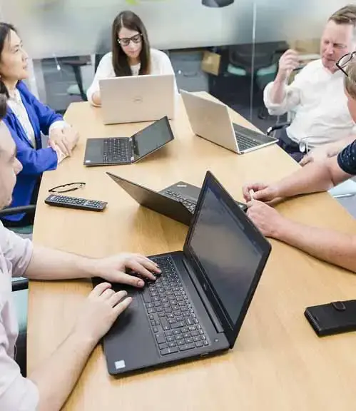 Hero-staff-meeting-boardroom