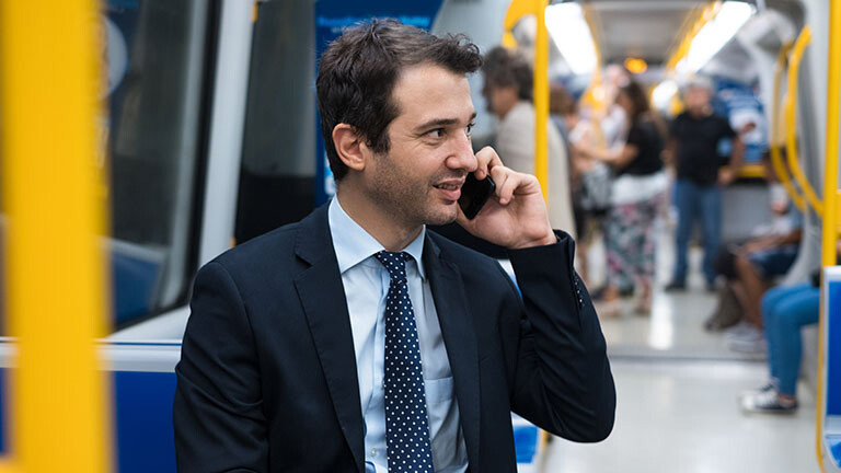 connected-on-the-tube